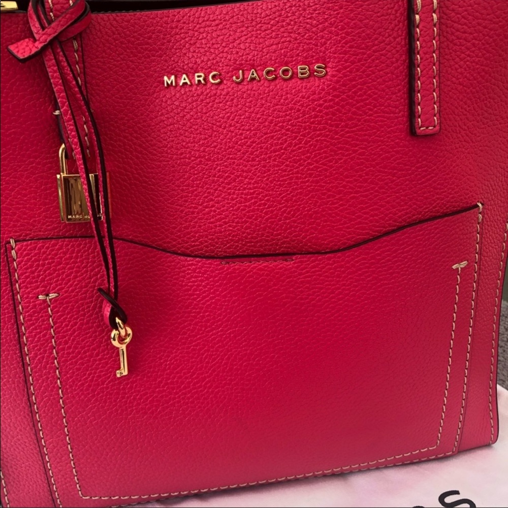 NWT Marc Jacobs the Grind T pocket peony tote - Picture 4 of 5